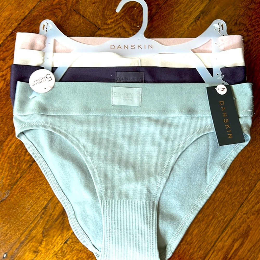 4 pair panties